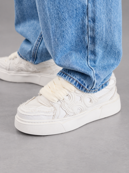 DOSA URBAN PUFF WHITE